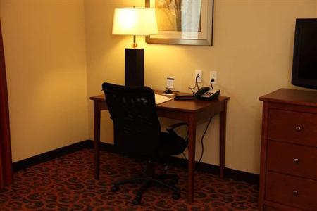 фото отеля Hampton Inn & Suites Bastrop