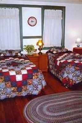 фото отеля Gilbert's Bed & Breakfast Rehoboth (Massachusetts)