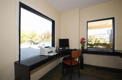 фото отеля Quality Inn Pell City