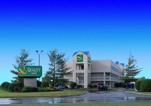 фото отеля Quality Inn East Syracuse