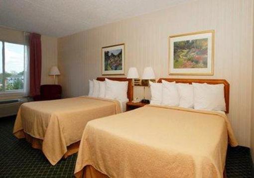 фото отеля Quality Inn East Syracuse