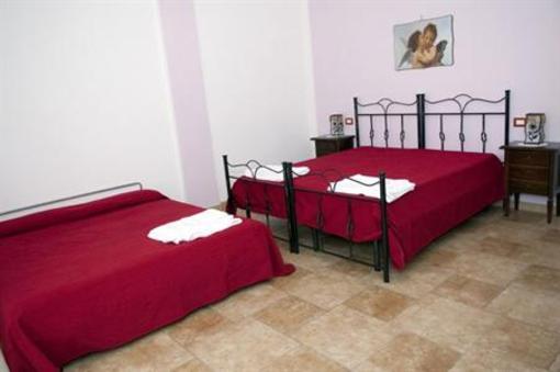 фото отеля Olimpo Bed & Breakfast Giurdignano