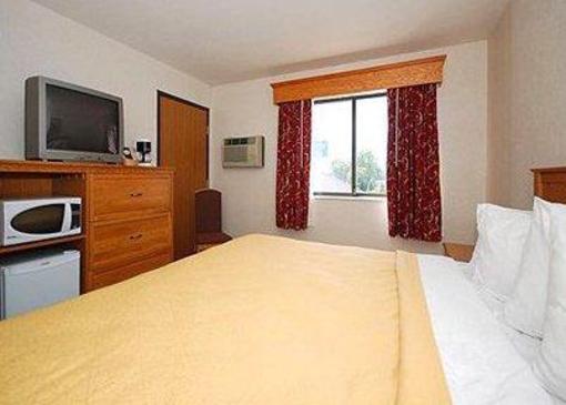 фото отеля Quality Inn Saint Cloud
