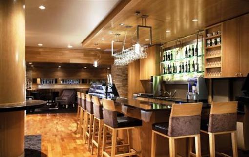 фото отеля Sparkling Hill Resort