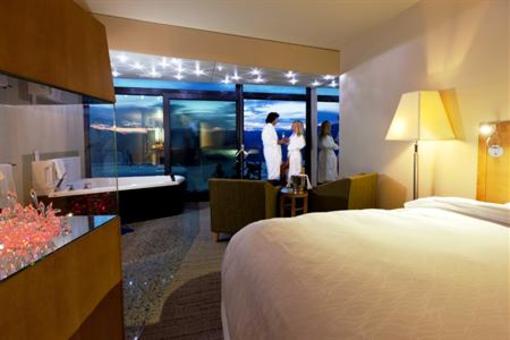 фото отеля Sparkling Hill Resort