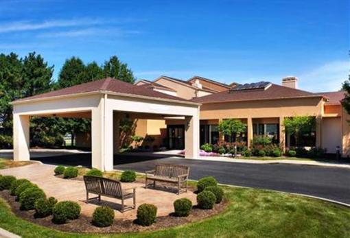 фото отеля Courtyard by Marriott Toledo Airport Holland