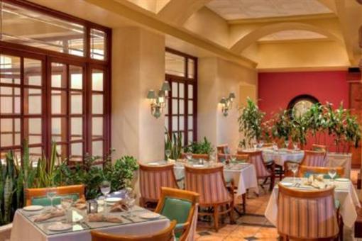 фото отеля Sheraton Suites San Diego