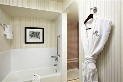 фото отеля Sheraton Suites San Diego