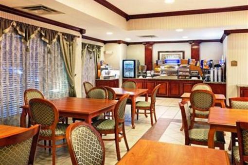 фото отеля Holiday Inn Express Suites Murphy