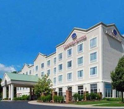 фото отеля Comfort Suites Clifton Park