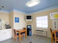 Americas Best Value Classic Inn & Suites- Downtown