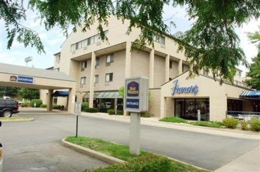 фото отеля BEST WESTERN InnTowner and the Highland Club