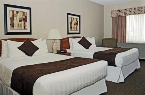 фото отеля BEST WESTERN InnTowner and the Highland Club