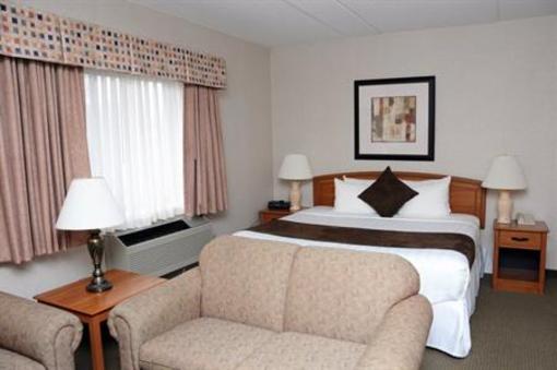 фото отеля BEST WESTERN InnTowner and the Highland Club