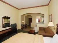 Country Inn & Suites Intercontinental Airport