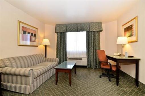 фото отеля Holiday Inn Express Mira Mesa