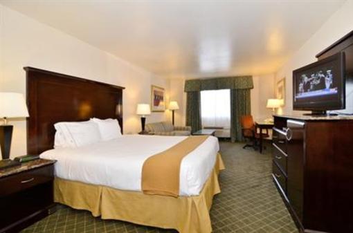 фото отеля Holiday Inn Express Mira Mesa