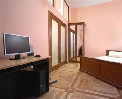 фото отеля Renaissance Suites Odessa