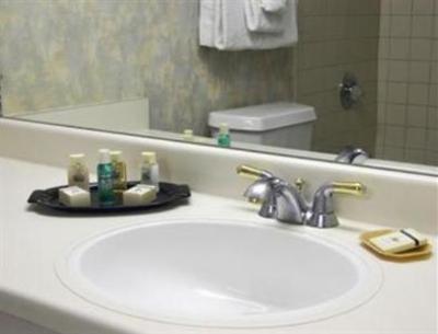 фото отеля Riverwalk Plaza Hotel & Suites