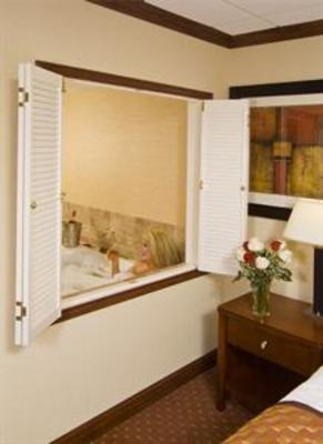 фото отеля Riverwalk Plaza Hotel & Suites