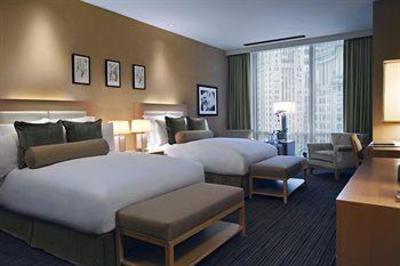 фото отеля Trump International Hotel & Tower Chicago