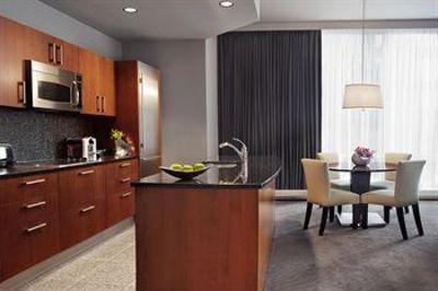 фото отеля Trump International Hotel & Tower Chicago