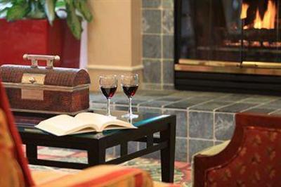 фото отеля Hilton Garden Inn Portland/Lake Oswego