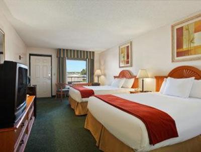 фото отеля Days Inn Chiefland