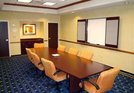 фото отеля SpringHill Suites Airport Newark (New Jersey)