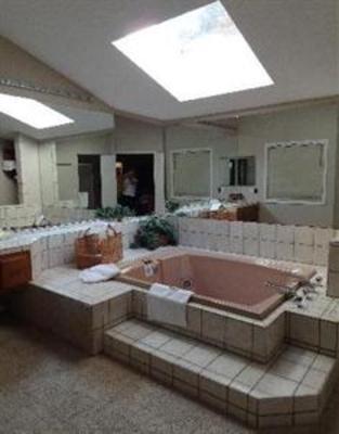 фото отеля Escapes Hot Springs Village