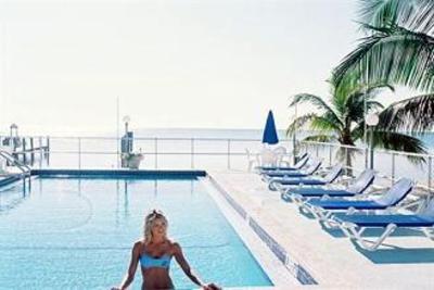 фото отеля Pines and Palms Resort