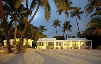 фото отеля Pines and Palms Resort