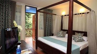 фото отеля Suria Hill Country House