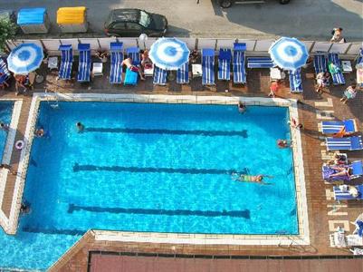 фото отеля Hotel Continental Cervia