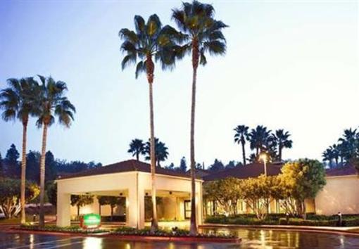 фото отеля Courtyard Los Angeles Hacienda Heights Orange County