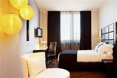 фото отеля Holiday Inn Genoa City