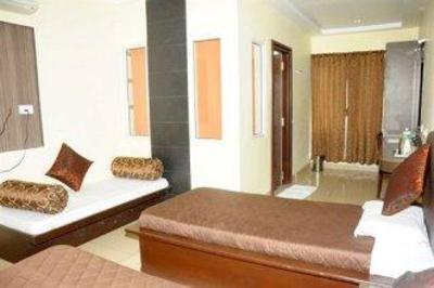 фото отеля Hotel Abi Krishna
