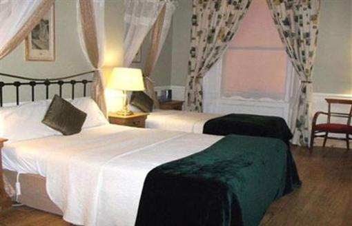 фото отеля The Old Bank Bed and Breakfast
