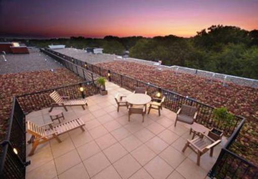 фото отеля Marriott Execustay York Place