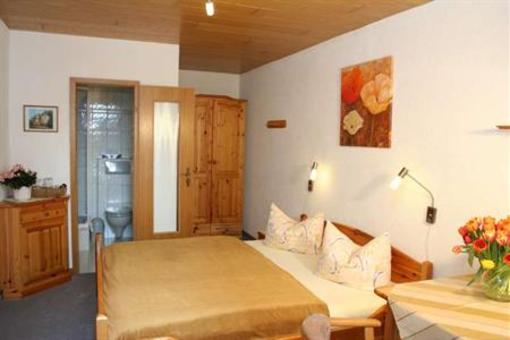 фото отеля Hotel-Pension Am Kirschberg