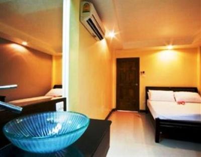 фото отеля Hub53 Bed And Breakfast Chiang Mai