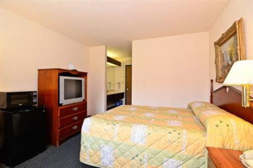 фото отеля Western Inn & Suite Hampton