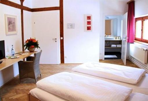 фото отеля Seminarhotel Friedrichshof Zurndorf