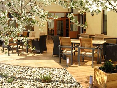фото отеля Seminarhotel Friedrichshof Zurndorf