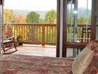 фото отеля Lucille's Mountain Top Inn