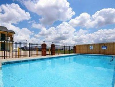 фото отеля Days Inn Pratt