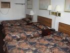 фото отеля Trails West Motel