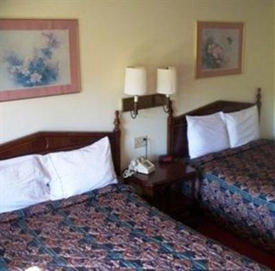 фото отеля Bellevue Hotel and Suites