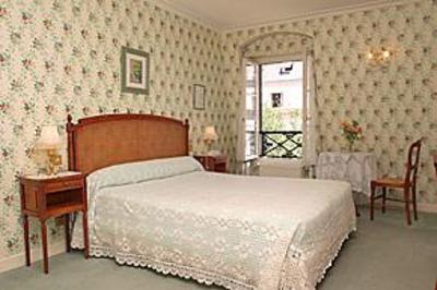 фото отеля Hotel des Grandes Ecoles