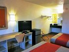фото отеля Motel 6 Detroit East - Warren